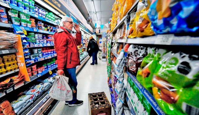 La inflación de agosto fue del 12,4% y de manera interanual alcanzó los 124,4%