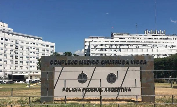 Balean a una policía federal y le roban el arma reglamentaria